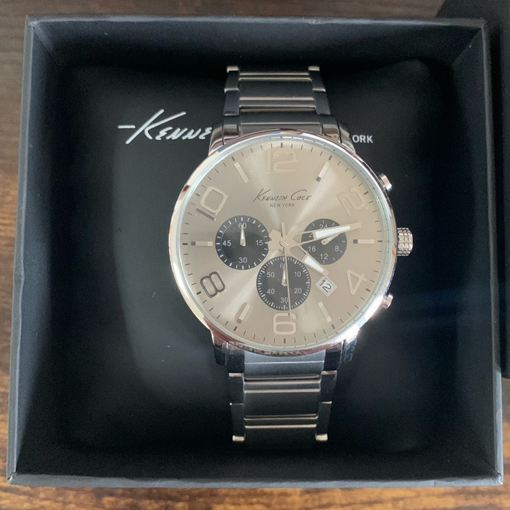 Kenneth Cole men’s watch